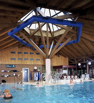 Solebad und Freibad Niedernhall | © Touristikgemeinschaft Hohenlohe e. V. | Stadt Niedernhall