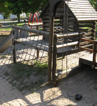 Spielplatz "An der Bruchsaler Straße" Kraichtal-Unteröwisheim | © Land der 1000 Hügel - Kraichgau-Stromberg