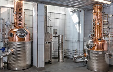 Führung durch die Brennerei im Staatsweingut Weinsberg | Weinsberg | HeilbronnerLand | © Staatsweingut Weinsberg