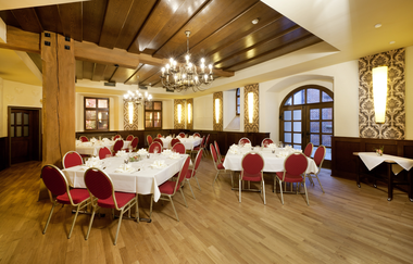 Stadt-gut-Hotel und Gasthof Goldener Adler in Schwäbisch Hall: Adlersaal | © Hohenlohe Schwäbisch Hall