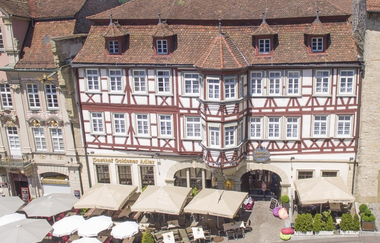 Stadt-gut-Hotel und Gasthof Goldener Adler in Schwäbisch Hall: Außenansicht | © Hohenlohe Schwäbisch Hall