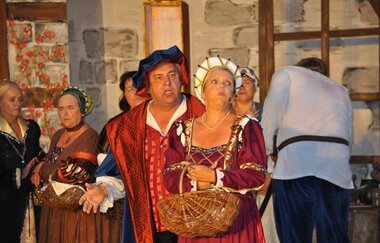 Szene aus dem Stück Die Goldschmiedin | © Festspielverein Bad Wimpfen