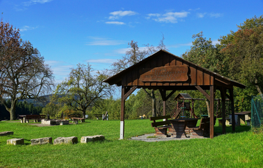 Rast- & Grillplatz am Steinknickle | Wüstenrot | HeilbronnerLand | © Tourismus im Weinsberger Tal e.V.