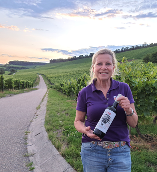 Mönchsbergtour | WeinErlebnisFührung mit Susanne Müller am Brackenheimer Mönchsberg | © Neckar-Zaber-Tourismus e.V.