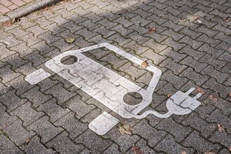 Tesla Supercharger | © TMBW