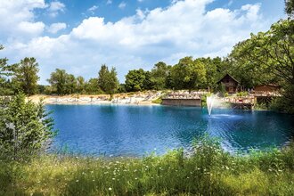 Textilfreies Baden im Natursee, Miramar Weinheim | © Erlebnisbad Miramar Weinheim