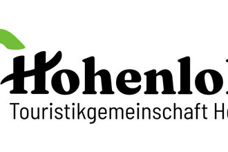 Das Logo der Touristikgemeinschaft Hohenlohe besteht aus einer Welle und dem Namen Hohenlohe | © Touristikgemeinschaft Hohenlohe e. V.