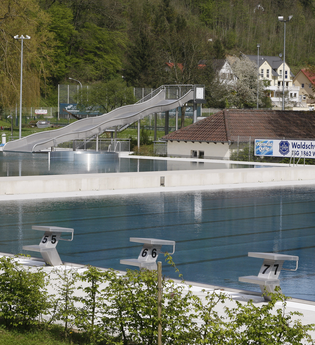 TSG Waldschwimmbad in Weinheim | © Bernhard Kreutzer