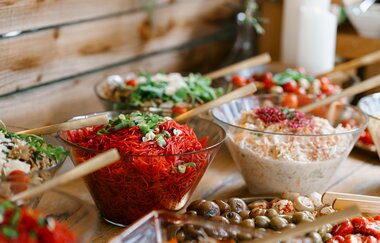 Salatbuffet mit Oliven | © Rottmann