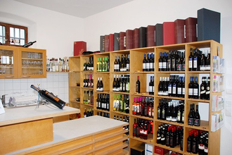 Vinothek am Schloss | © Land der 1000 Hügel - Kraichgau-Stromberg