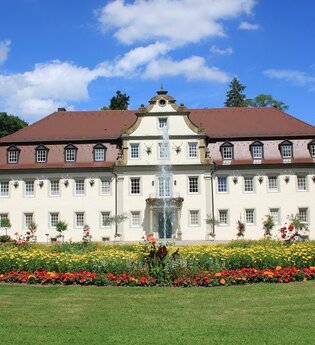Wald & Schlosshotel Friedrichsruhe | © Touristikgemeinschaft Hohenlohe, Künzelsau / Hohenloher Gartenparadies