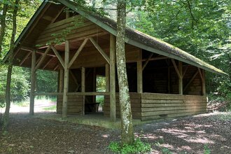 Waldhütte „Am Kreuzbergsee“ Tiefenbach