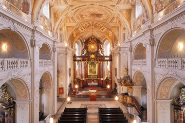 Wallfahrtsbasilika "Zum Heiligen Blut" in Walldürn | © Stadt Walldürn