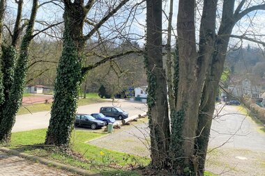 Wanderparkplatz am Sportplatz in wiesenbach