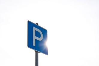 Parkplatzschild mit Sonne | © TMBW