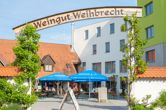 Weingut Weihbrecht Innenhof des Weinguts | © Hohenlohe Künzelsau | Wein & Bett Weihbrecht, Bretzfeld