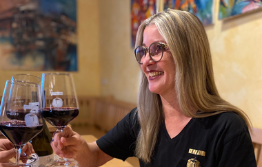 Hauseigene Weine genießen in der Besenwirtschaft Holzapfel | Neckarsulm | HeilbronnerLand | © Weinausschank Weingut Holzapfel