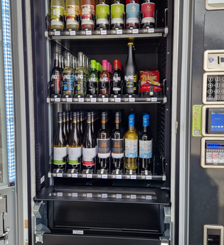 Inhalt des Weinautomatens am Weinhaus der Winzer vom Weinsberger Tal | © Weinautomat Winzer vom Weinsberger Tal