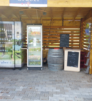 Weingut Gruber | Obersulm | Weinautomat | Vinomat | © Tourismus im Weinsberger Tal e.V.