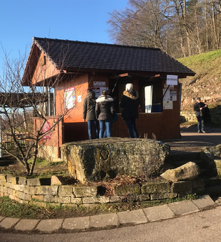 Weinausschank in den Weinbergen am Zweifelberg | Weingärtner Stromberg-Zabergäu | Brackenheim | HeilbronnerLand | © Weingärtner Stromberg-Zabergäu