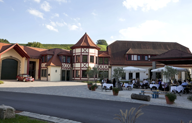Weingut Fürst Hohenlohe-Oehringen | © Touristikgemeinschaft Hohenlohe e. V. | Weingut Fürst Hohenlohe Oehringen
