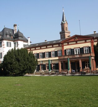 Weinheimer Schloss mit Schlosspark | © Maria Zimmermann