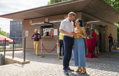 Weinpavillon an der Neckarbühne | © Heilbronn Marketing GmbH/Jürgen Häffner