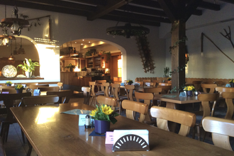 Gastraum und Theke Winzerstube Löhe | Erlenbach | HeilbronnerLand | © Winzerstube Löhe