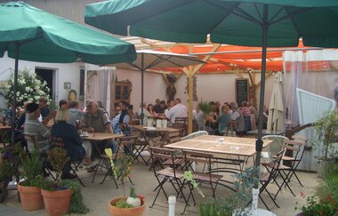 Zeltcafé Heitlinger bei Kraichtal-Menzingen