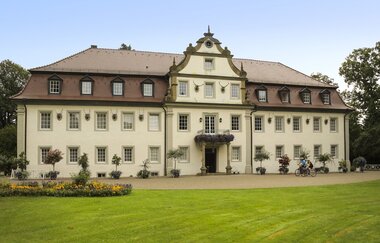 Das 5 Sterne Superior Wald & Schlosshotel Friedrichsruhe ist ein Mekka für Gourmets und Wellness. | © Touristikgemeinschaft Hohenlohe, Künzelsau / Andi Schmid