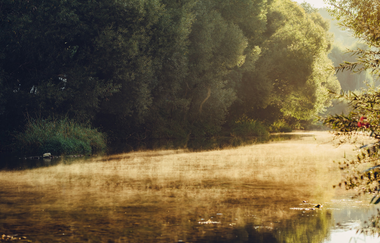 Etappe 4 - Die Jagst im Nebel bei Jagsthausen | © Arbeitsgemeinschaft Kocher-Jagst-Radweg