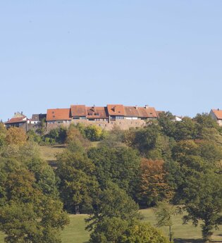Blick auf den wunderschönen Neckargemünder Ortsteil Dilsberg | © Touristikgemeinschaft Odenwald e.V.