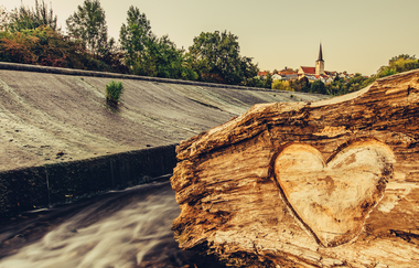am Wehr in Hardthausen am Kocher | HeilbronnerLand | © Arbeitsgemeinschaft Kocher-Jagst-Radweg