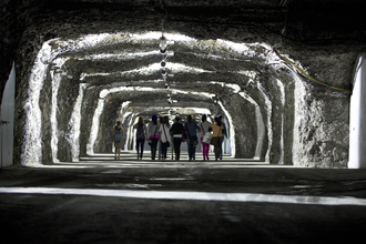 Besuchersalzbergwerk Bad Friedrichshall - Durchgang zur Geo Kammer | HeilbronnerLand | © Stadt Bad Friedrichshall