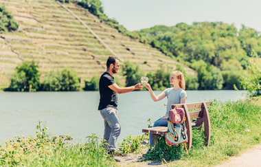 Pause am Neckar | Lauffen a.N. | HeilbronnerLand | © Touristikgemeinschaft HeilbronnerLand e.V.
