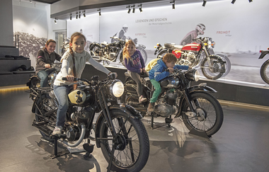 Neckarsulm_Deutsches Zweirad- und NSU-Museum_Kinder | HeilbronnerLand | © Deutsches Zweirad- und NSU-Museum