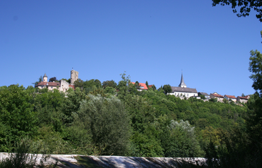 Krautheim vom Jagstwehr bei Klepsau | © Touristikgemeinschaft Hohenlohe e. V. | Marion Schlund