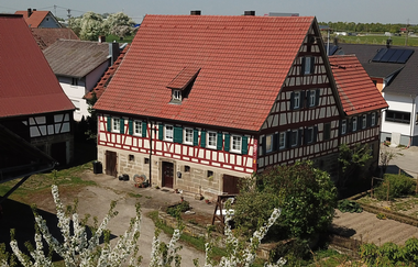 Traditonelles Bauernhaus in Hohenlohe mit Fachwerk | © Touristikgemeinschaft Hohenlohe e. V. | Pfarrer Mayer Gesellschaft