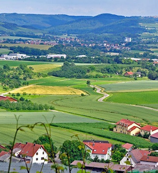 Blick auf Bretzfeld und die Hohenloher Ebene | © Touristikgemeinschaft Hohenlohe e. V.