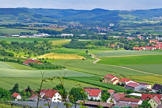 Blick auf Bretzfeld und die Hohenloher Ebene | © Touristikgemeinschaft Hohenlohe e. V.