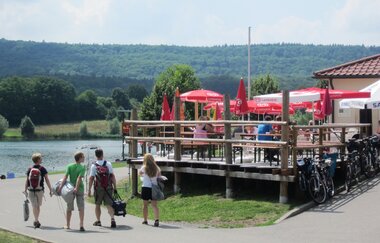 Rollstuhlwanderweg am Stausee Ehmetsklinge | © Gemeinde Zaberfeld