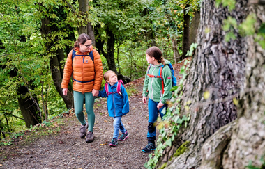Wanderer in Ingelfingen | © Touristikgemeinschaft Hohenlohe e. V. | Florian Trykowski