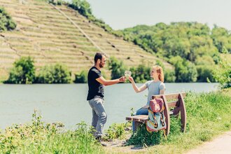 Wanderpause am Neckar | Lauffen am Neckar | © Touristikgemeinschaft HeilbronnerLand e.V.