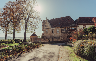 Burg Stettenfels im Sonnenlicht | © Touristikgemeinschaft HeilbronnerLand e.V.