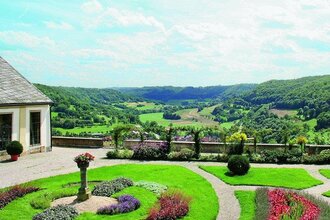 Über 7 Klingen springen | © Touristikgemeinschaft Hohenlohe, Künzelsau / Marion Schlund