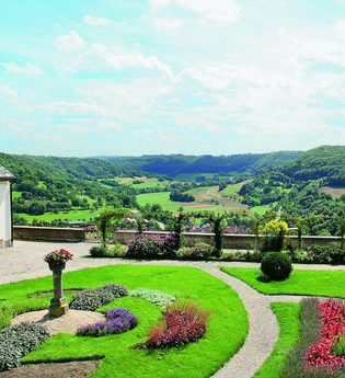 Über 7 Klingen springen | © Touristikgemeinschaft Hohenlohe, Künzelsau / Marion Schlund