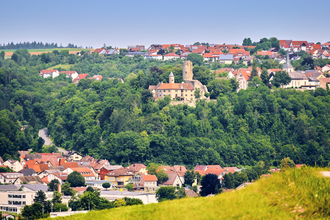 Burg und Altkrautheim im Vordergrund | © Touristikgemeinschaft Hohenlohe e. V. | Andi Schmid
