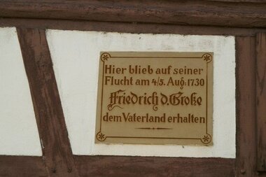 Schild Lerchennest zur Erinnerung an Friedrich-der-Große | © Stadt Sinsheim