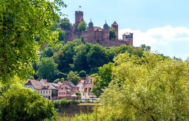 Wein-Radreise 5. Etappe: Wein im Rotsandstein | © Liebliches Taubertal
