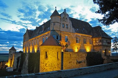 Burg Stettenfels | Biergarten - Freilichtspiele - Eventlocation | Untergruppenbach | HeilbronnerLand | © Burg Stettenfels GmbH